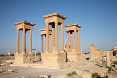 Tetrapylon