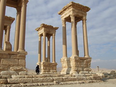 Tetrapylon