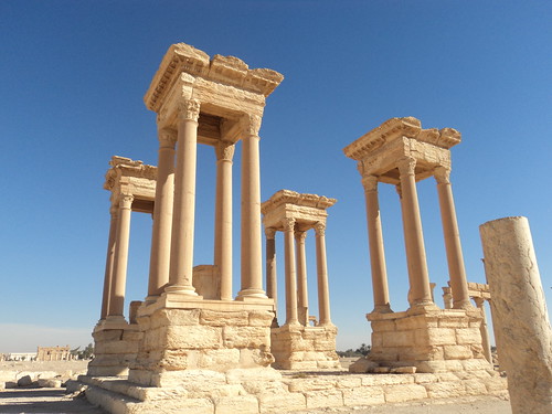 Tetrapylon