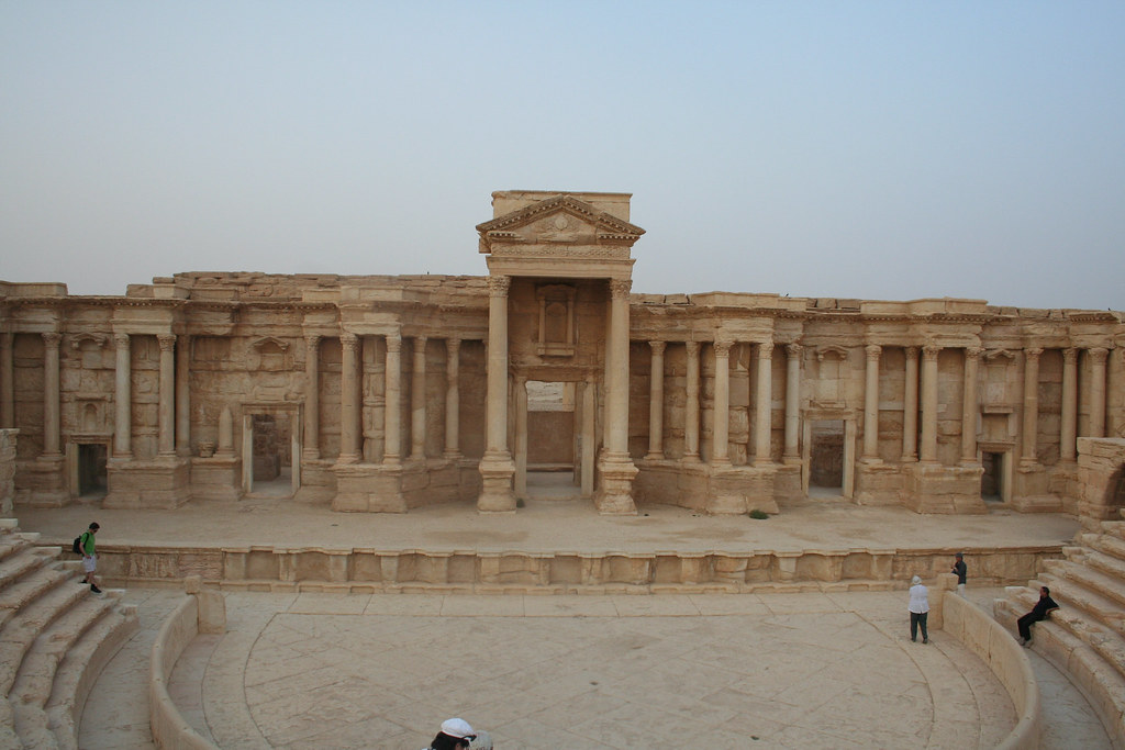 Palmyra - theatre scaenae frons