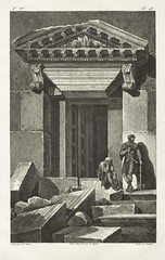 Tower tomb of Iamlichu, entrance